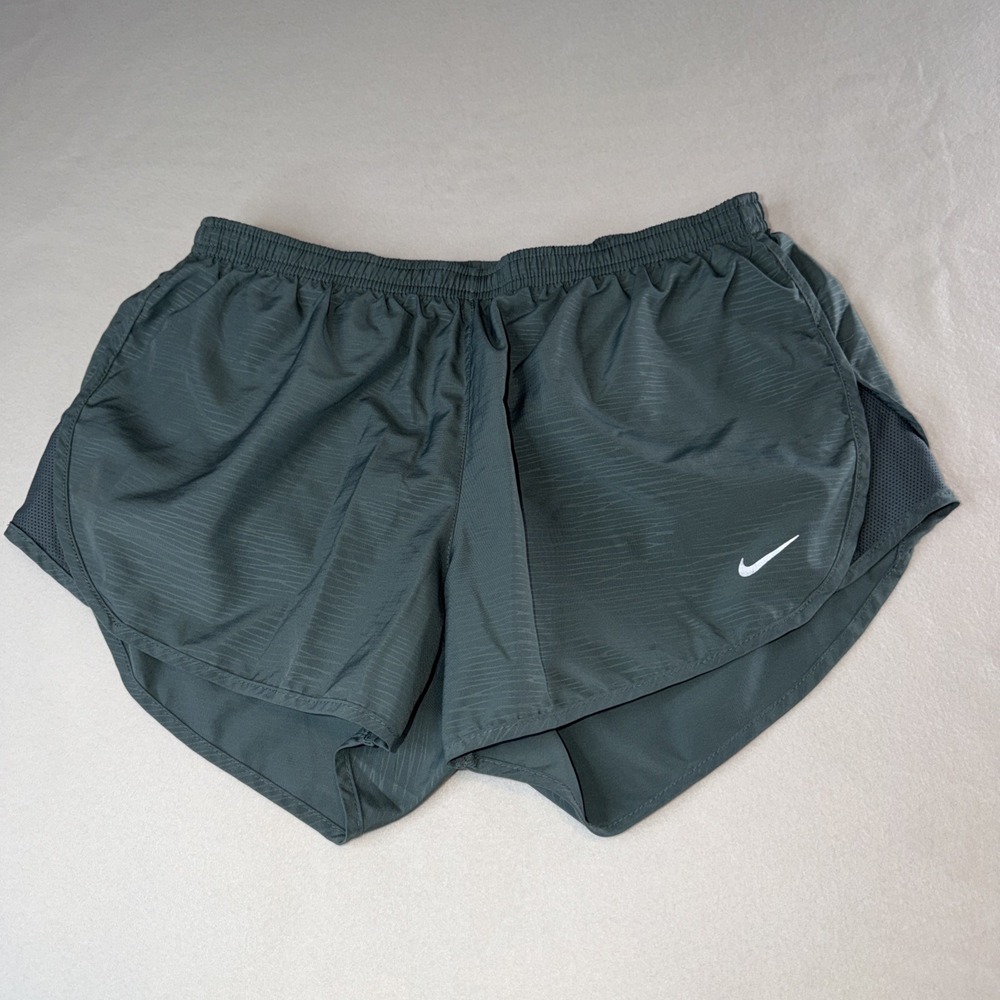 Nike Dri-FIT Women's Running Shorts Size L Green Drawstring Lined Active